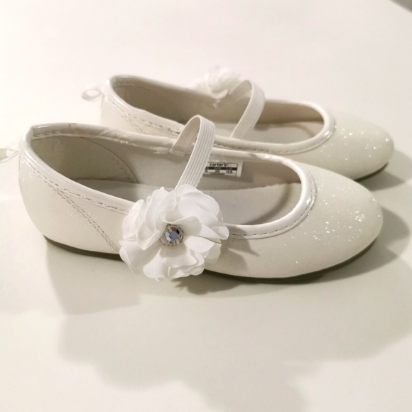 Carter's Other - NWOT Carter's Toddler Girls Shoes
